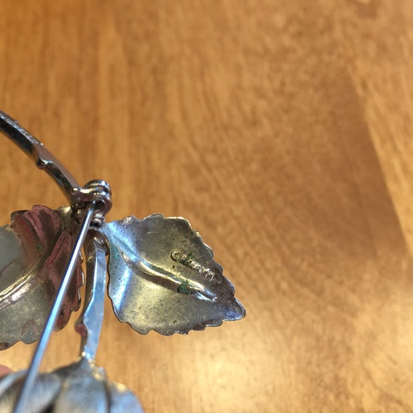 Vintage Rose Brooch - Picture 4 of 4